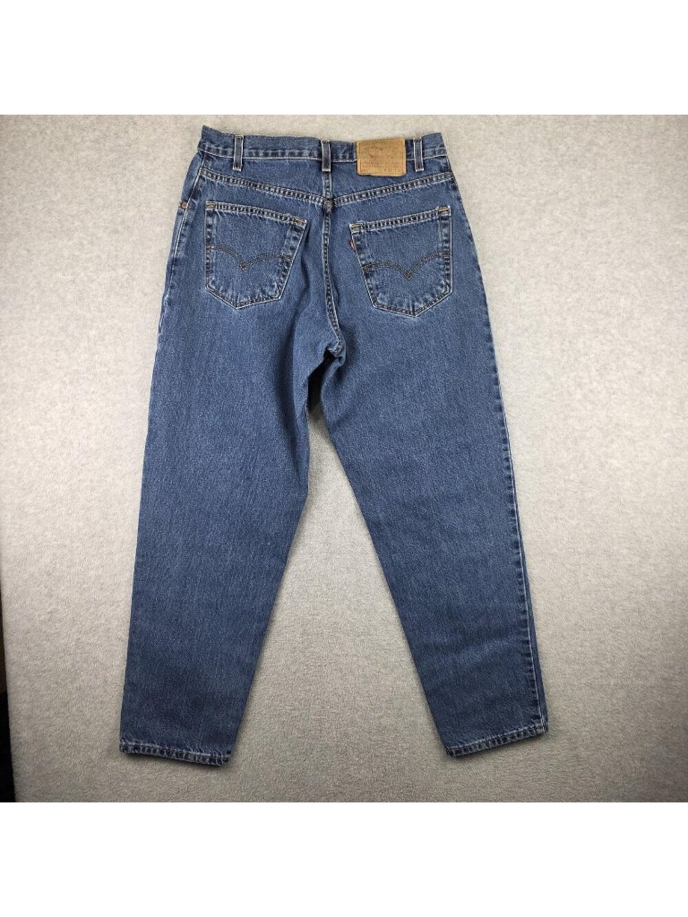 Levi's 560 Jeans Mens 33x30 Loose Relaxed Tapered USA 2001 Medium Wash Denim
